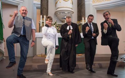 Pressemitteilung: Unsere deutschlandweite Spendenaktion startet in die heiße Phase – Eröffnungsgottesdienst für “5.000 Brote”